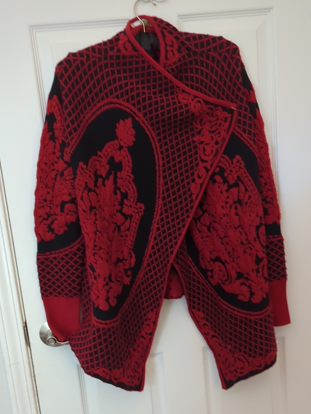 SIONI Red Black Baroque Knit Waterfall Cardigan Sweater L/XL HTF - Picture 11 of 15
